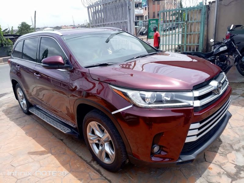 Thumbnail 7 of 2019 Toyota Highlander LIMITED